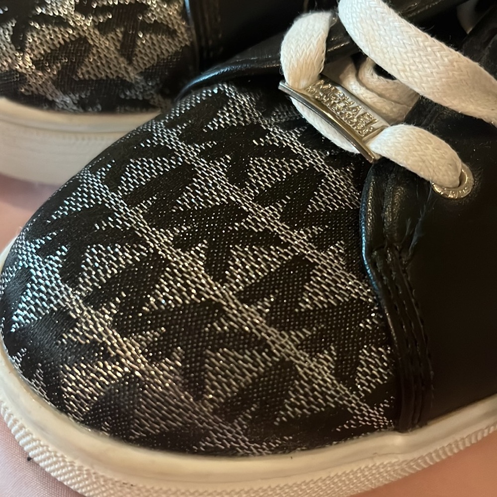 Brand New Michael Kors glitter sneaker shoes - Picture 3 of 6